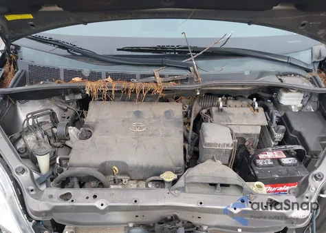 2013 Toyota Sienna Le V6 8 Passenger z USA, uszkodzony, nr VIN 5TDKK3DC7DS324011